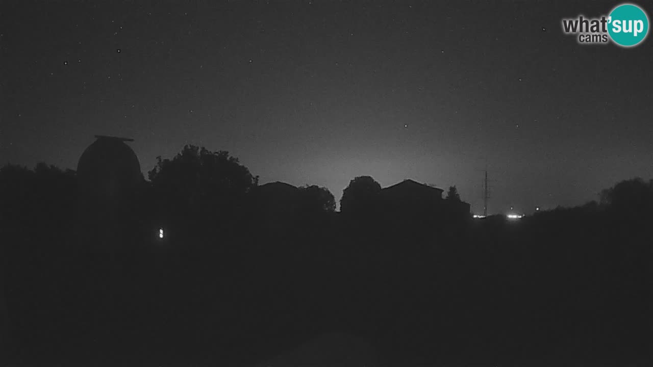 Višnjan-Observatorium Live Webcam – Explore the Sky, Asteroids, Comets, and Meteoroids