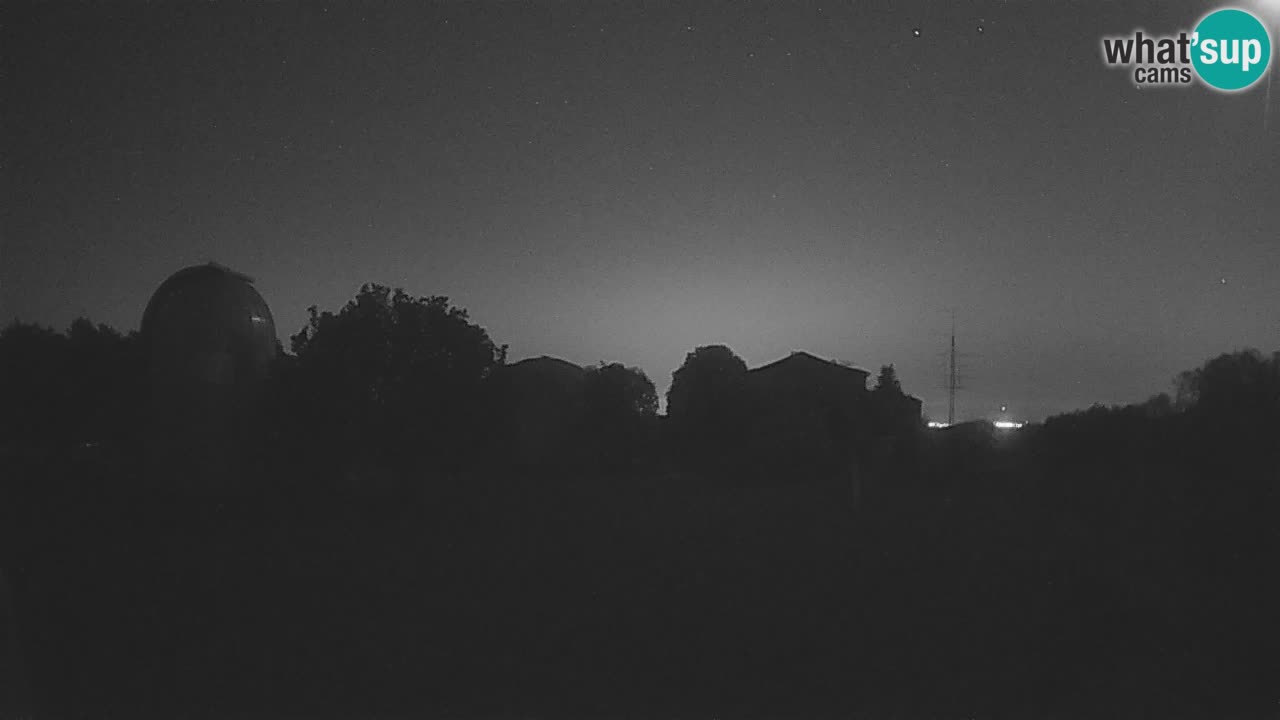 Višnjan Observatory Live Webcam – Explore the Sky, Asteroids, Comets, and Meteoroids