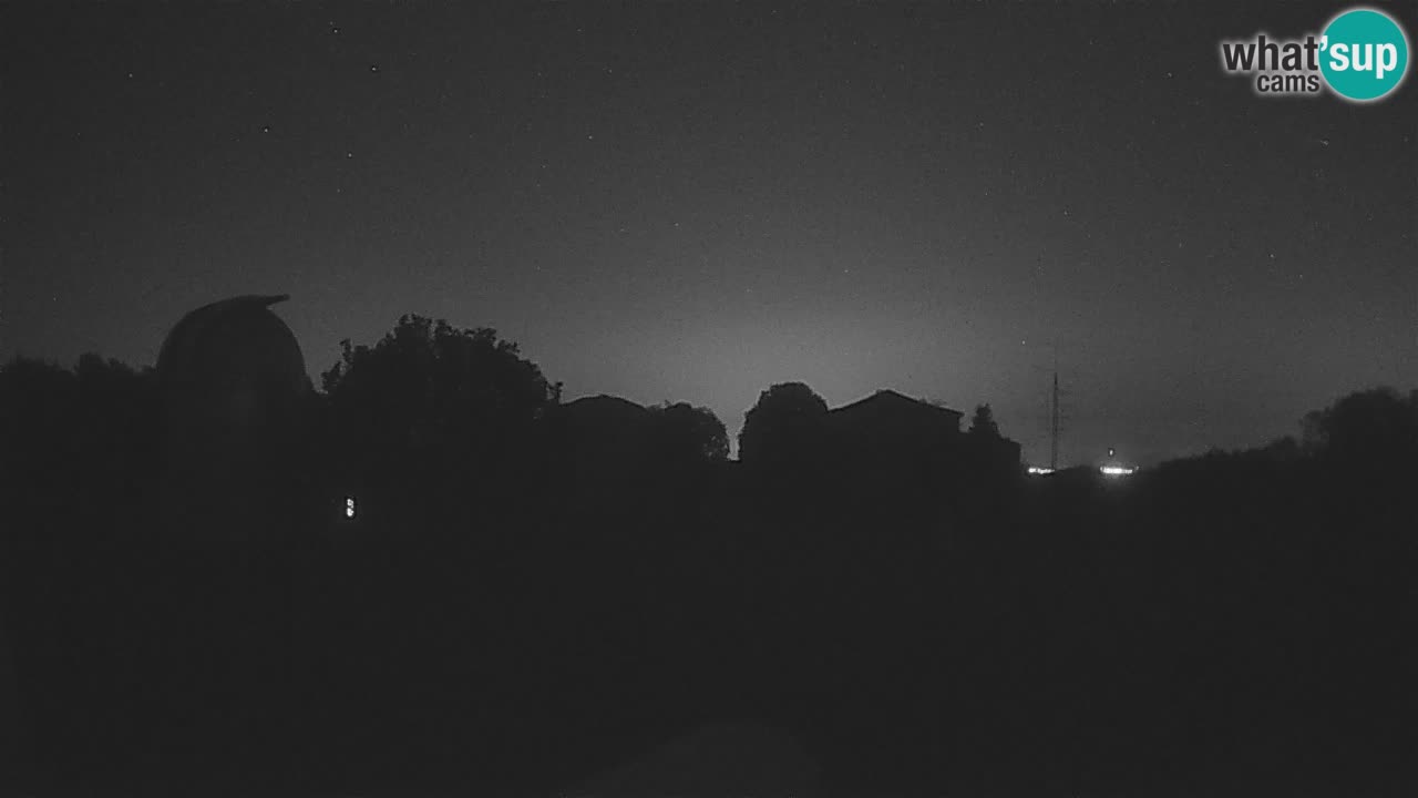 Observatorij Višnjan spletna kamera – Odkrivajte nebo, asteroide, komete in meteorite