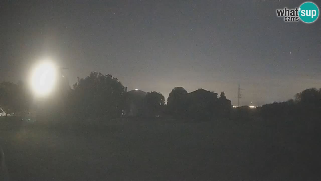 Višnjan-Observatorium Live Webcam – Explore the Sky, Asteroids, Comets, and Meteoroids