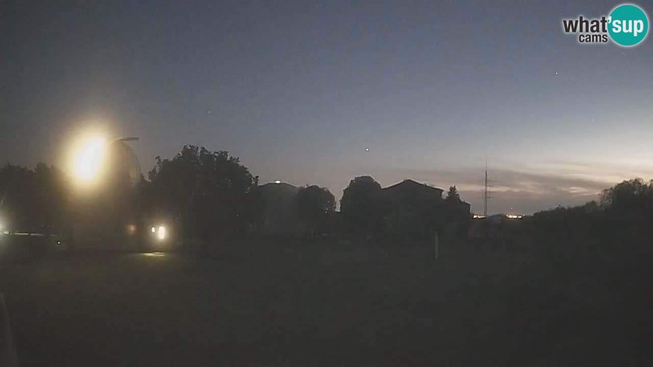 Višnjan-Observatorium Live Webcam – Explore the Sky, Asteroids, Comets, and Meteoroids