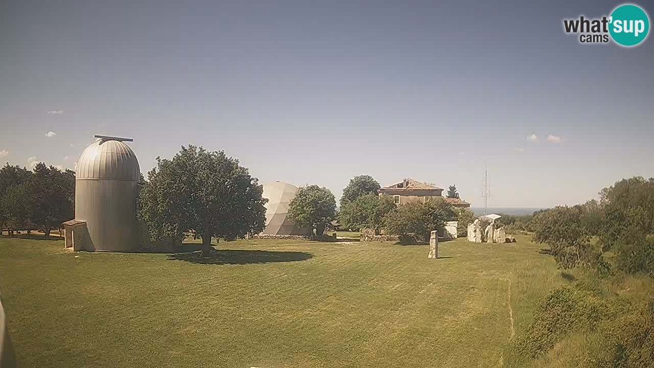 Višnjan Observatory Live Webcam – Explore the Sky, Asteroids, Comets, and Meteoroids