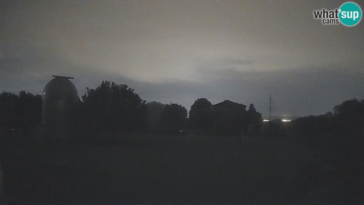 Višnjan Observatory Live Webcam – Explore the Sky, Asteroids, Comets, and Meteoroids