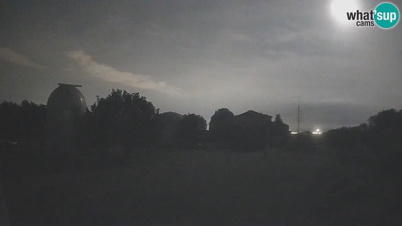 Webcam en direct de l’Observatoire de Višnjan – Explorez le ciel, les astéroïdes, les comètes et les météoroïdes