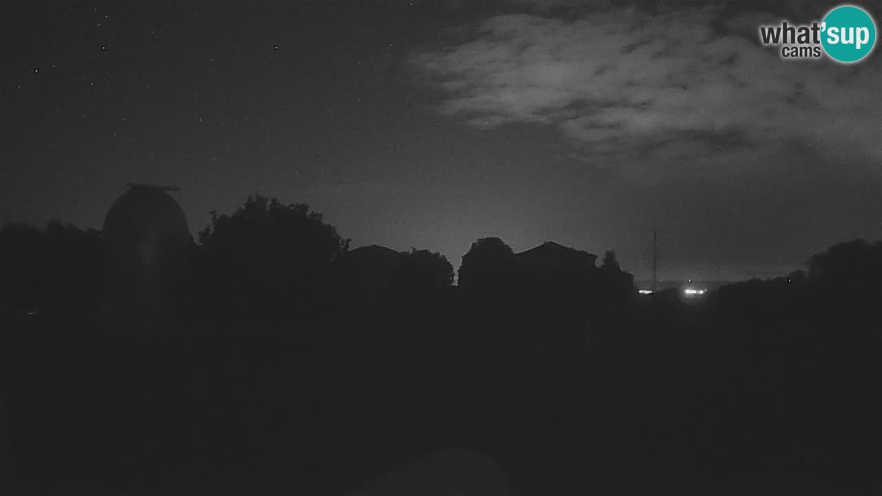 Višnjan-Observatorium Live Webcam – Explore the Sky, Asteroids, Comets, and Meteoroids