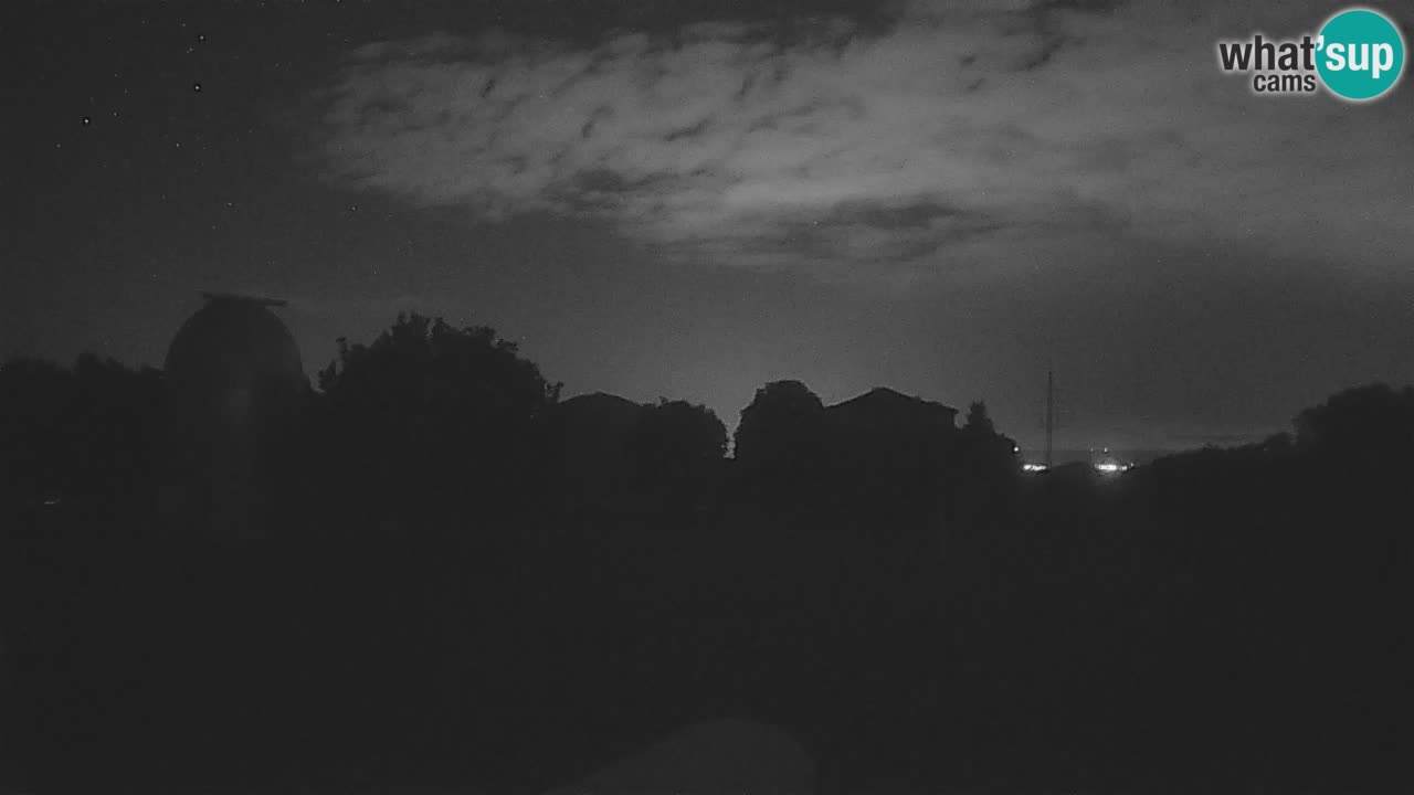 Webcam en direct de l’Observatoire de Višnjan – Explorez le ciel, les astéroïdes, les comètes et les météoroïdes