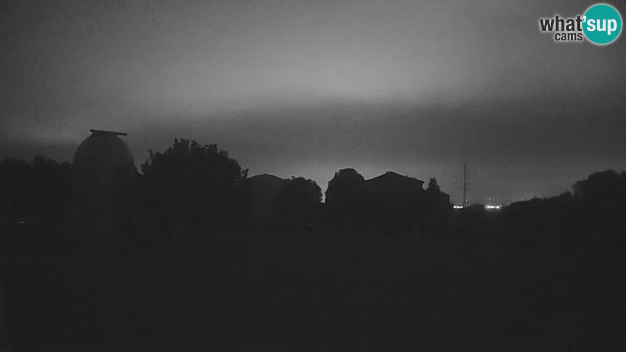 Višnjan-Observatorium Live Webcam – Explore the Sky, Asteroids, Comets, and Meteoroids