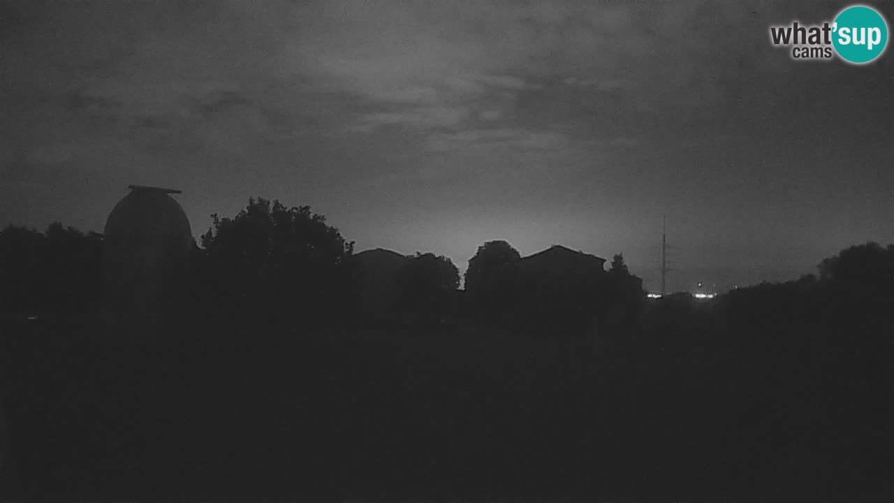 Webcam en direct de l’Observatoire de Višnjan – Explorez le ciel, les astéroïdes, les comètes et les météoroïdes