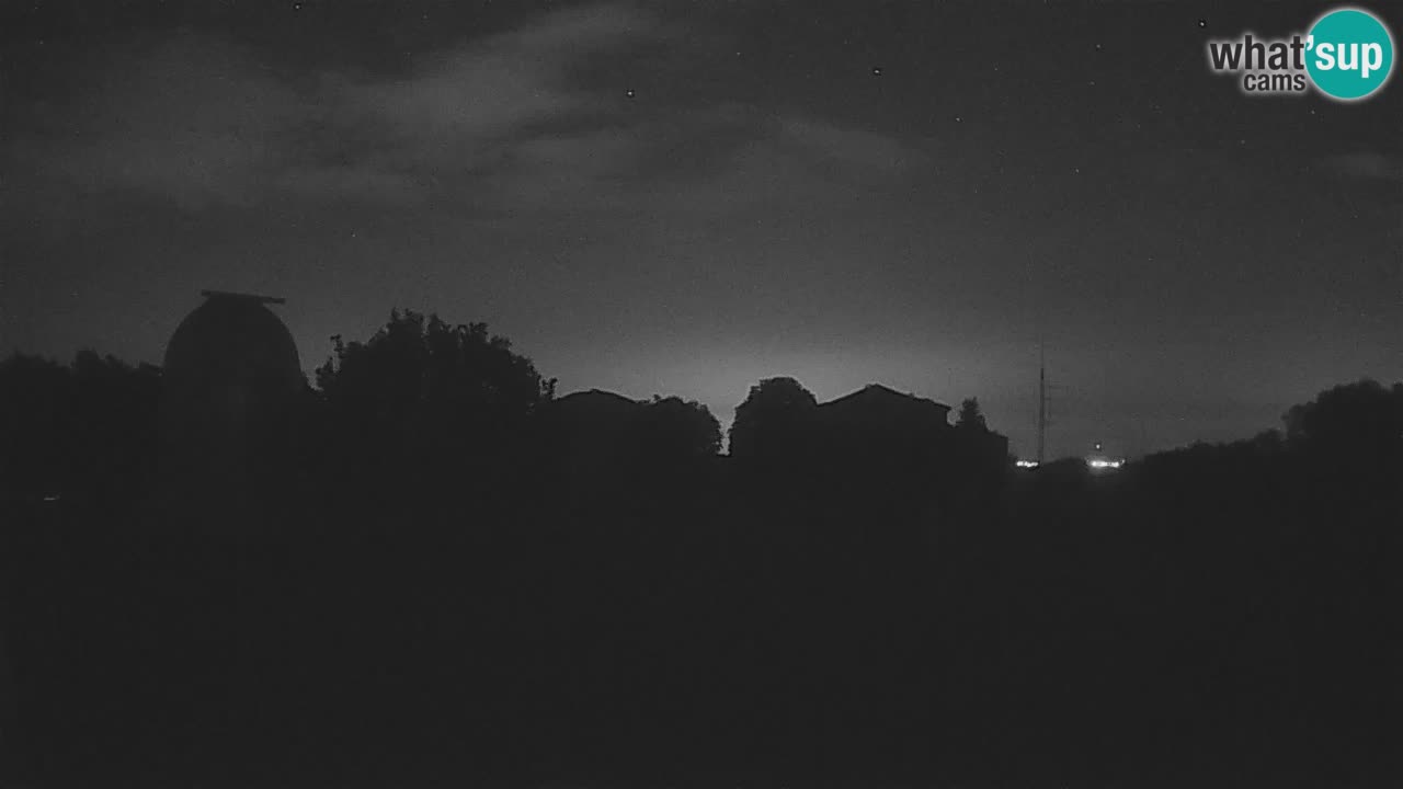 Višnjan-Observatorium Live Webcam – Explore the Sky, Asteroids, Comets, and Meteoroids