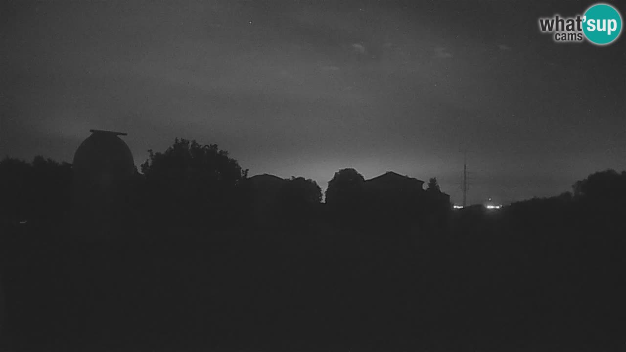 Webcam en direct de l’Observatoire de Višnjan – Explorez le ciel, les astéroïdes, les comètes et les météoroïdes