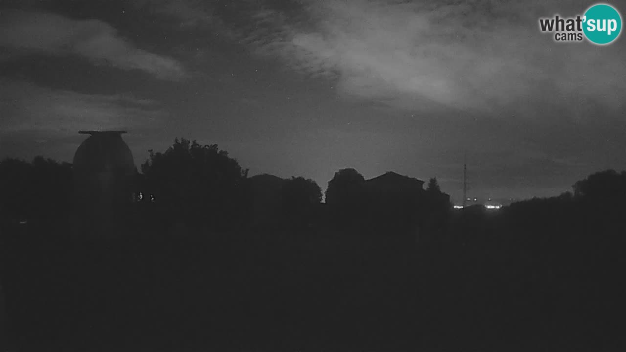 Višnjan-Observatorium Live Webcam – Explore the Sky, Asteroids, Comets, and Meteoroids