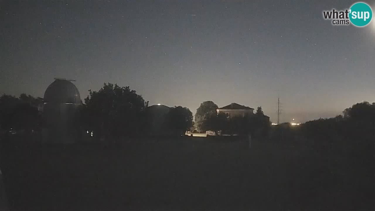 Višnjan-Observatorium Live Webcam – Explore the Sky, Asteroids, Comets, and Meteoroids