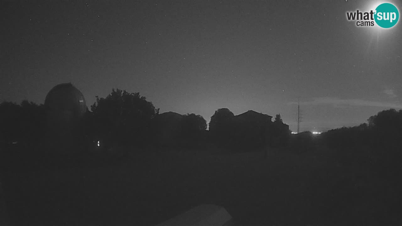 Webcam en direct de l’Observatoire de Višnjan – Explorez le ciel, les astéroïdes, les comètes et les météoroïdes