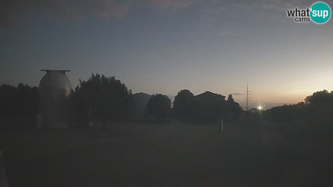 Webcam en direct de l’Observatoire de Višnjan – Explorez le ciel, les astéroïdes, les comètes et les météoroïdes