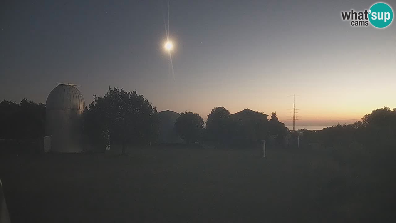 Višnjan Observatory Live Webcam – Explore the Sky, Asteroids, Comets, and Meteoroids