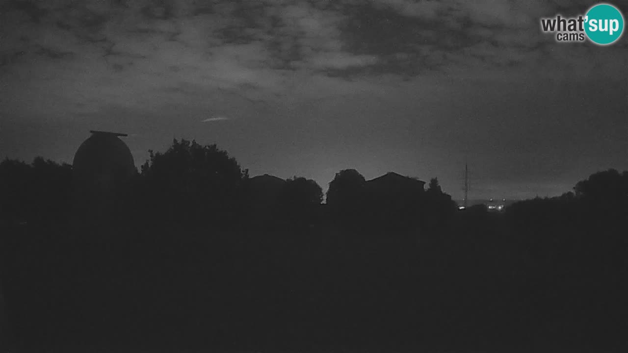 Višnjan-Observatorium Live Webcam – Explore the Sky, Asteroids, Comets, and Meteoroids