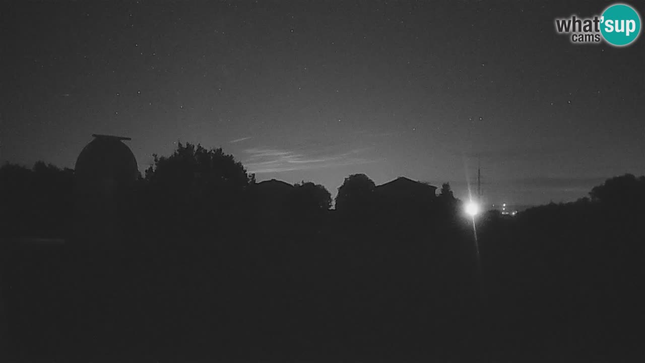 Webcam en direct de l’Observatoire de Višnjan – Explorez le ciel, les astéroïdes, les comètes et les météoroïdes