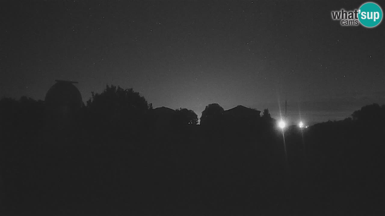 Webcam en direct de l’Observatoire de Višnjan – Explorez le ciel, les astéroïdes, les comètes et les météoroïdes