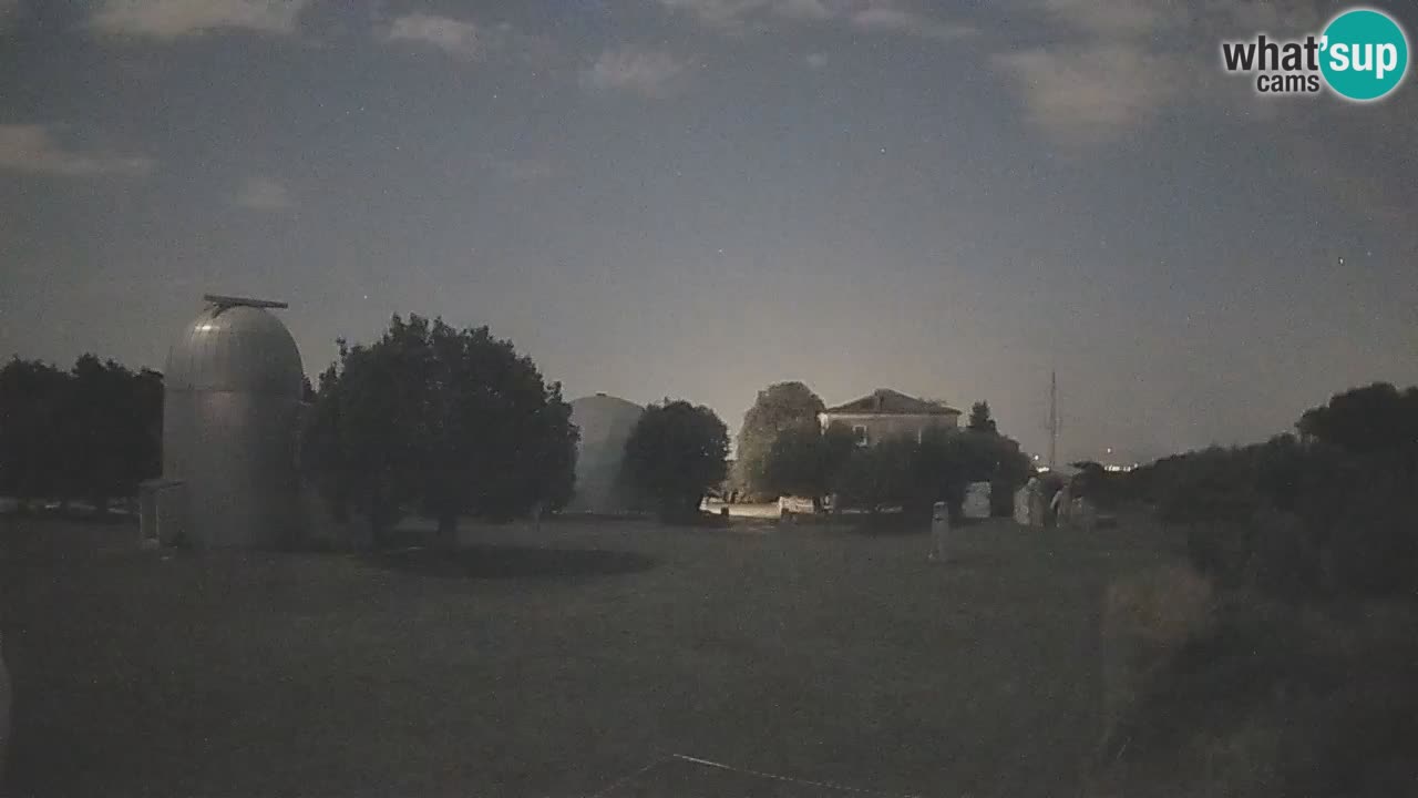 Višnjan Observatory Live Webcam – Explore the Sky, Asteroids, Comets, and Meteoroids