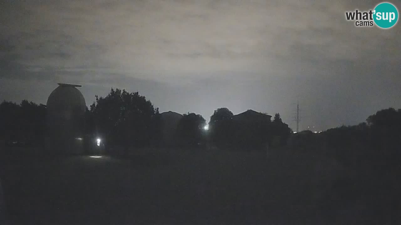 Višnjan-Observatorium Live Webcam – Explore the Sky, Asteroids, Comets, and Meteoroids