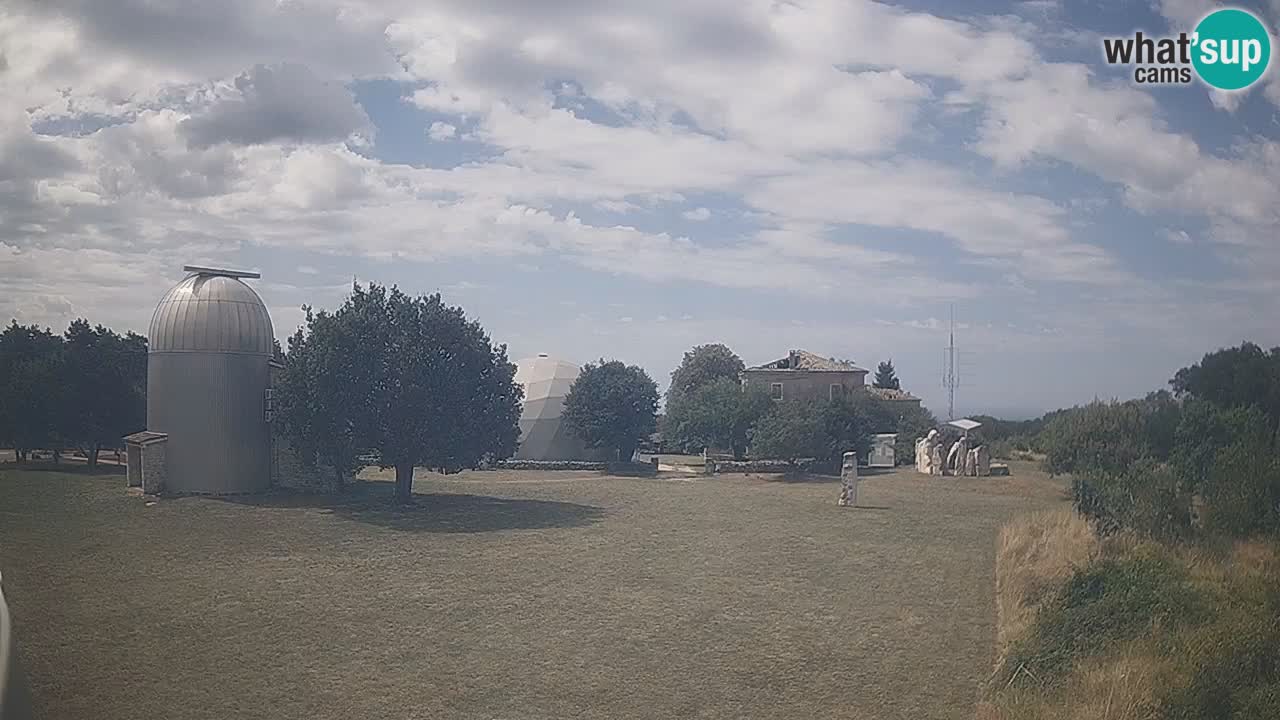 Višnjan Observatory Live Webcam – Explore the Sky, Asteroids, Comets, and Meteoroids