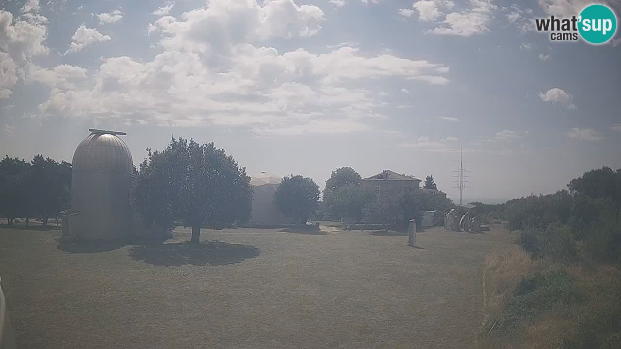 Višnjan Observatory Live Webcam – Explore the Sky, Asteroids, Comets, and Meteoroids