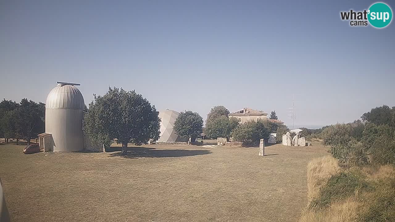 Višnjan Observatory Live Webcam – Explore the Sky, Asteroids, Comets, and Meteoroids