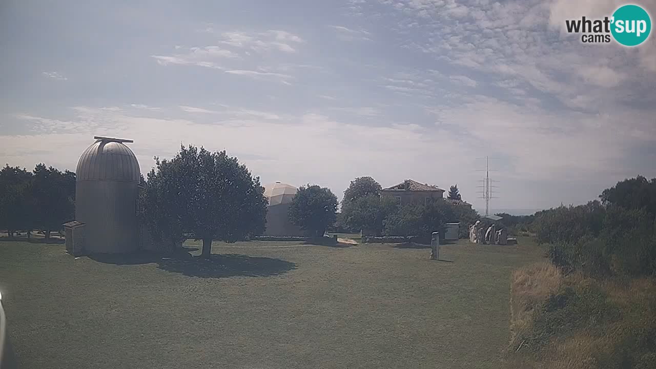 Višnjan Observatory Live Webcam – Explore the Sky, Asteroids, Comets, and Meteoroids