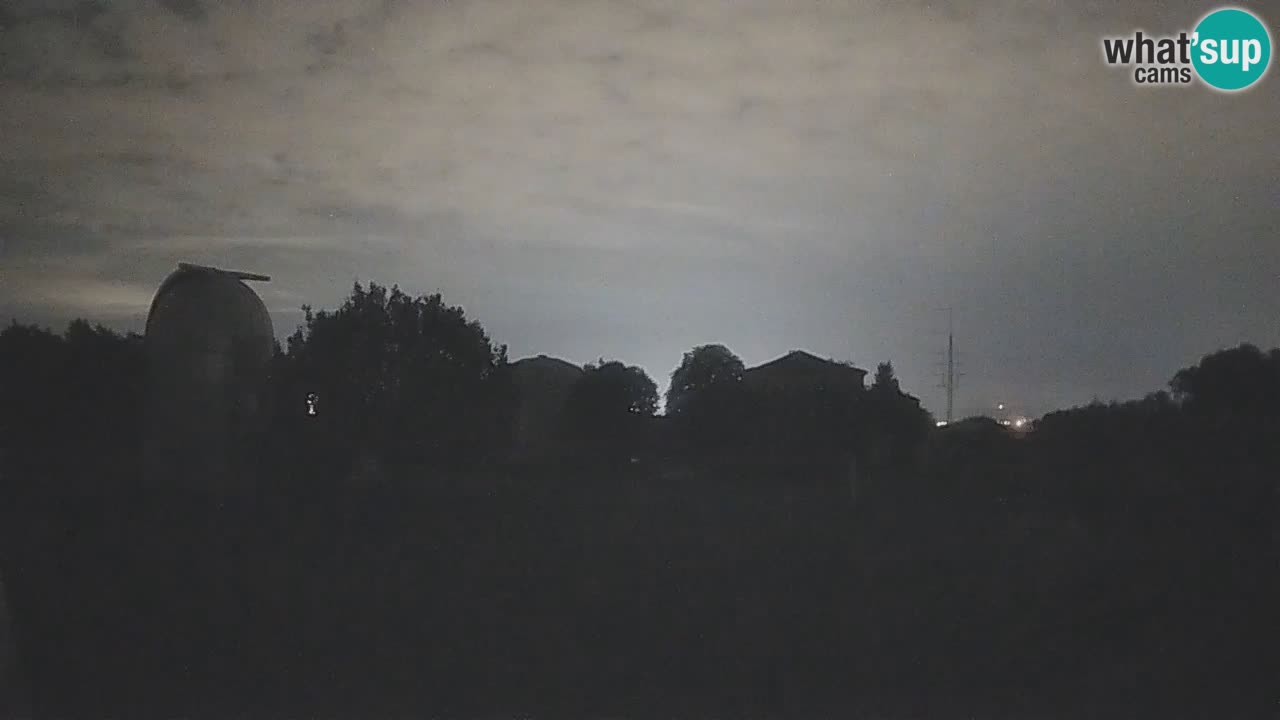 Cámara web en vivo del Observatorio de Višnjan: explora el cielo, los asteroides, cometas y meteoroides