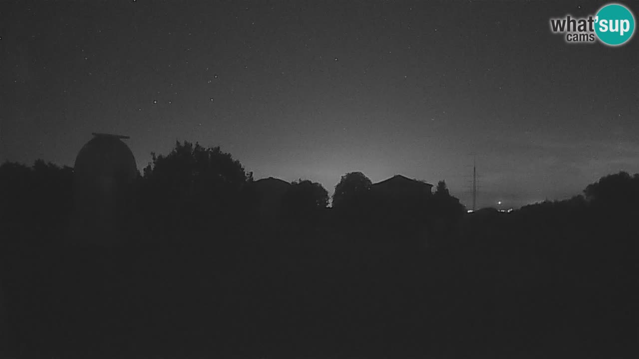 Webcam en direct de l’Observatoire de Višnjan – Explorez le ciel, les astéroïdes, les comètes et les météoroïdes