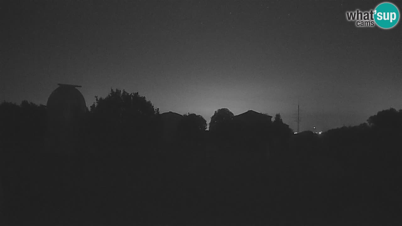 Višnjan-Observatorium Live Webcam – Explore the Sky, Asteroids, Comets, and Meteoroids