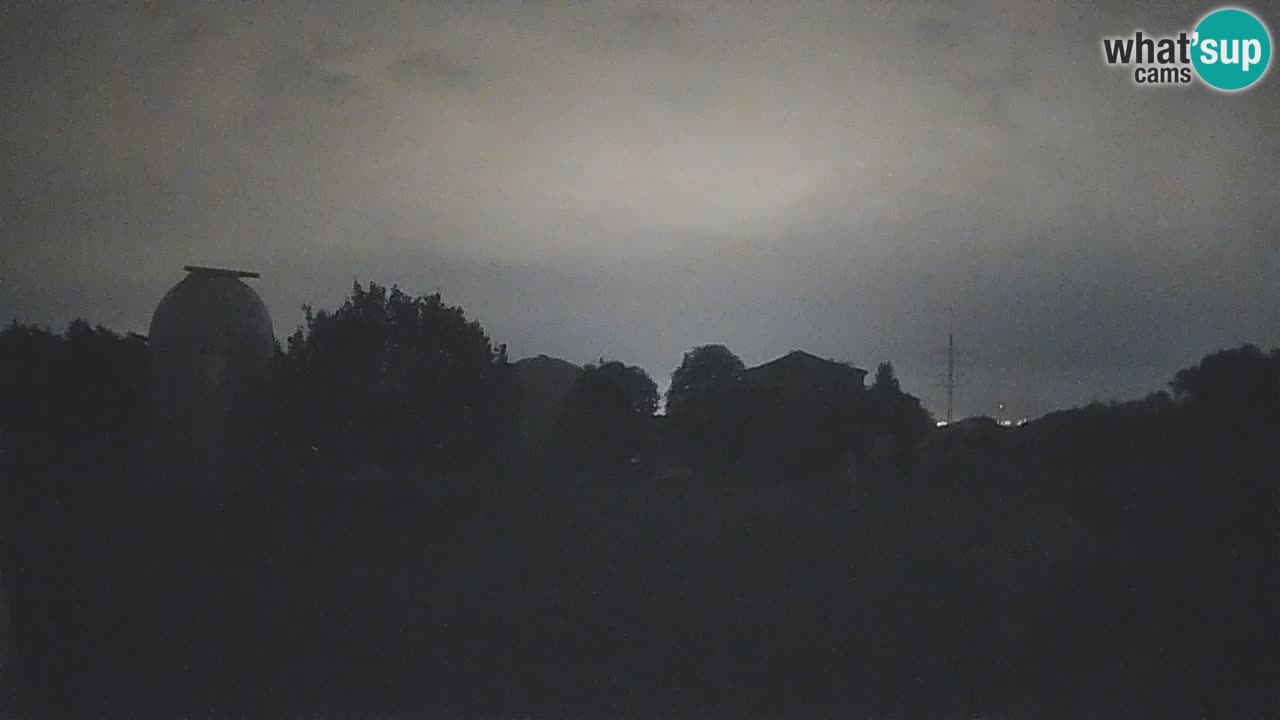 Cámara web en vivo del Observatorio de Višnjan: explora el cielo, los asteroides, cometas y meteoroides