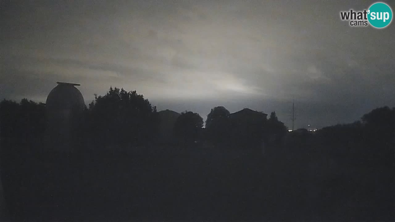 Višnjan-Observatorium Live Webcam – Explore the Sky, Asteroids, Comets, and Meteoroids