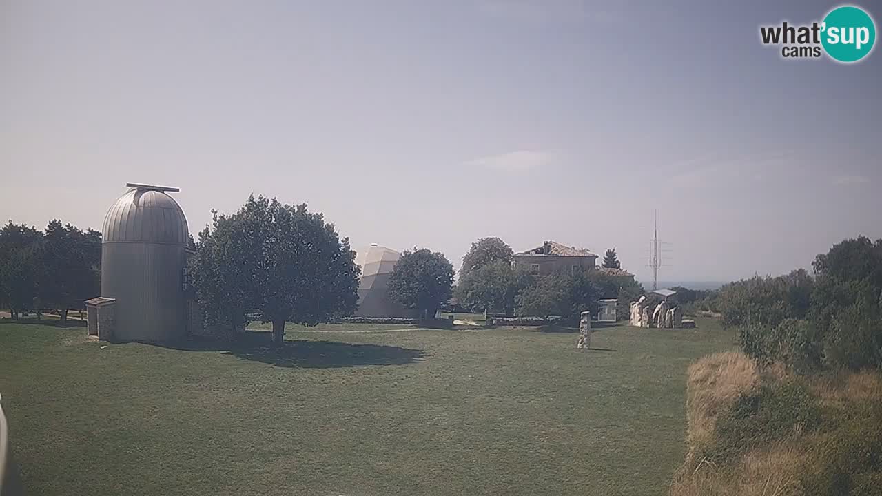 Višnjan Observatory Live Webcam – Explore the Sky, Asteroids, Comets, and Meteoroids