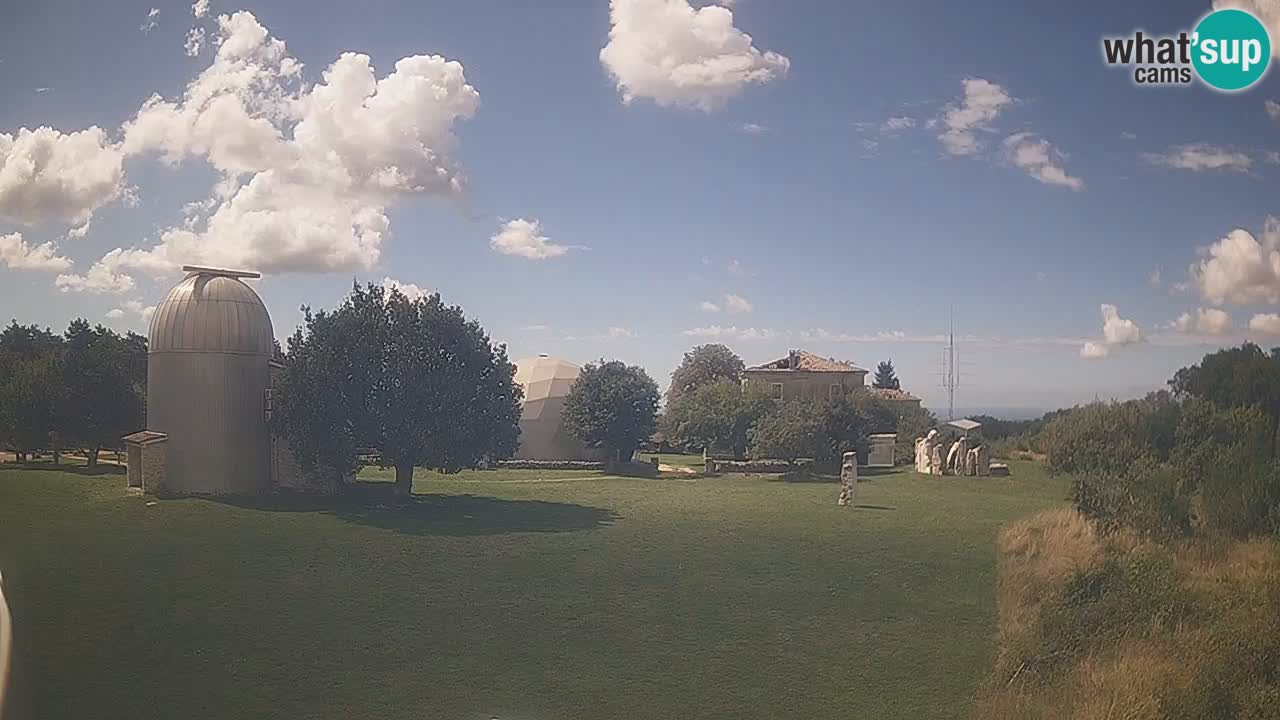 Višnjan Observatory Live Webcam – Explore the Sky, Asteroids, Comets, and Meteoroids