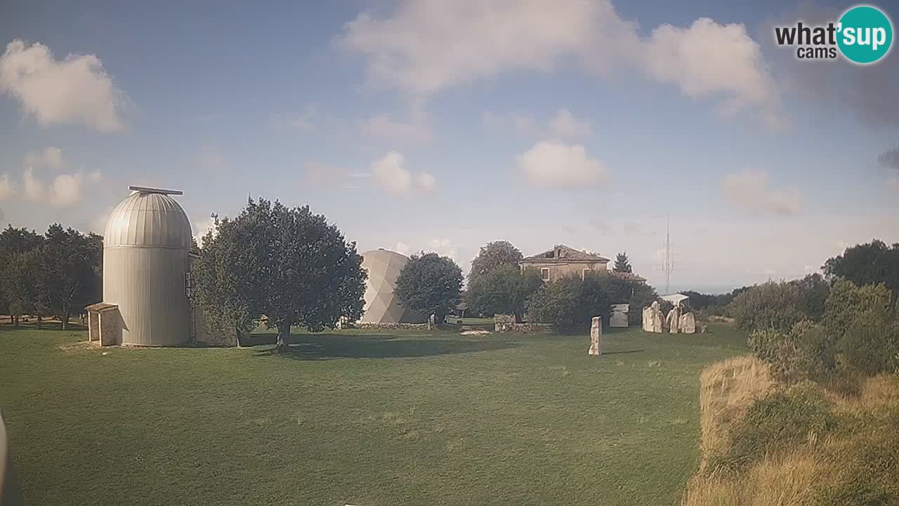 Višnjan Observatory Live Webcam – Explore the Sky, Asteroids, Comets, and Meteoroids