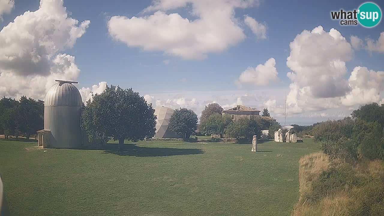 Webcam en direct de l’Observatoire de Višnjan – Explorez le ciel, les astéroïdes, les comètes et les météoroïdes