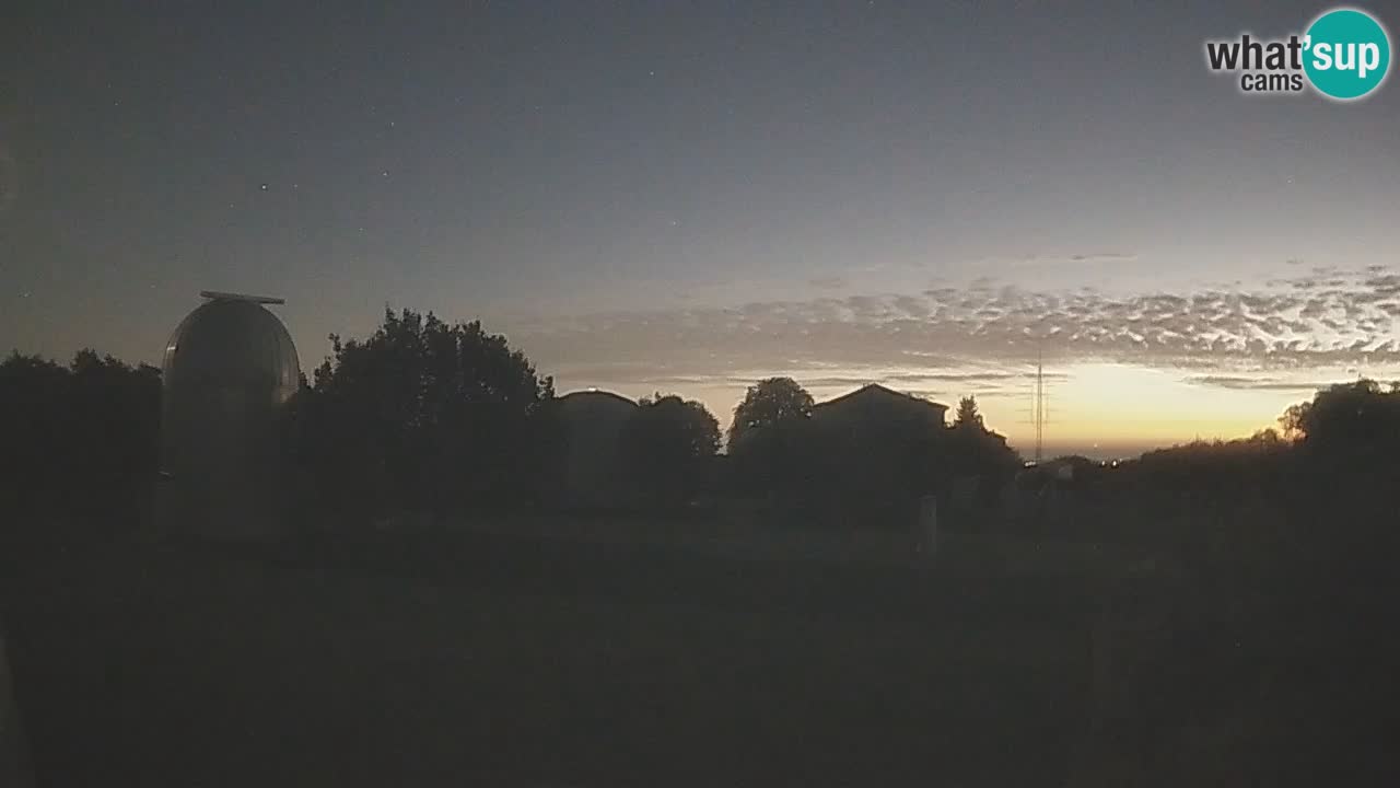 Webcam en direct de l’Observatoire de Višnjan – Explorez le ciel, les astéroïdes, les comètes et les météoroïdes