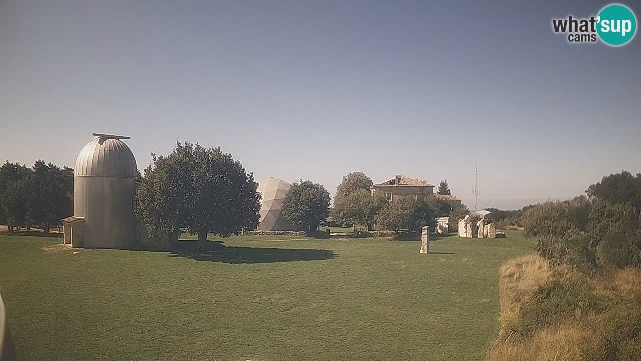 Višnjan Observatory Live Webcam – Explore the Sky, Asteroids, Comets, and Meteoroids