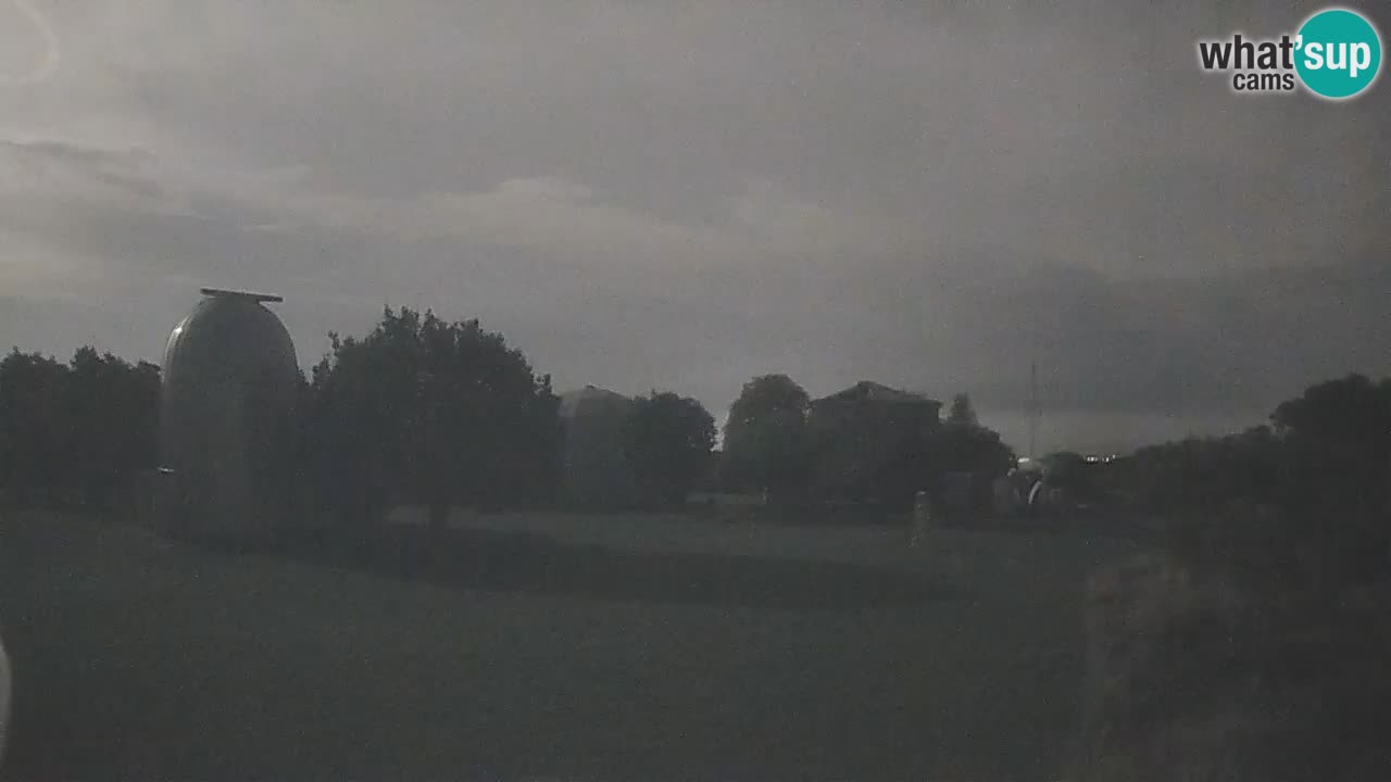 Webcam en direct de l’Observatoire de Višnjan – Explorez le ciel, les astéroïdes, les comètes et les météoroïdes