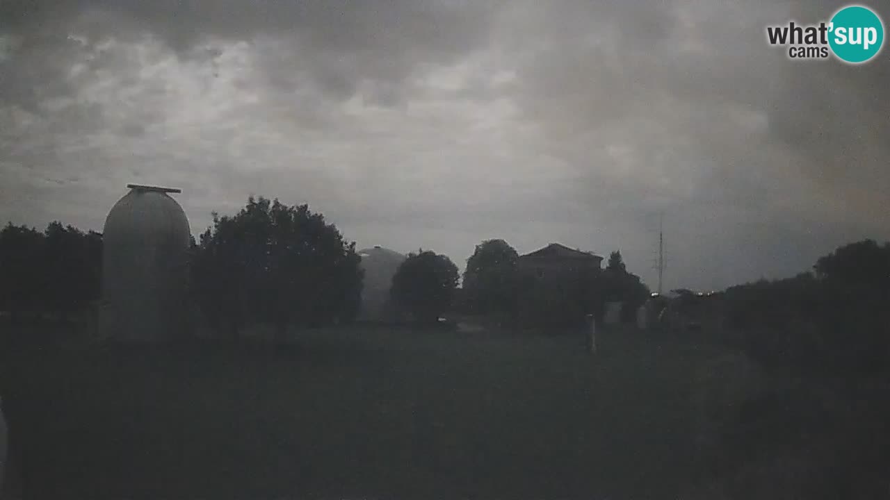 Višnjan Observatory Live Webcam – Explore the Sky, Asteroids, Comets, and Meteoroids