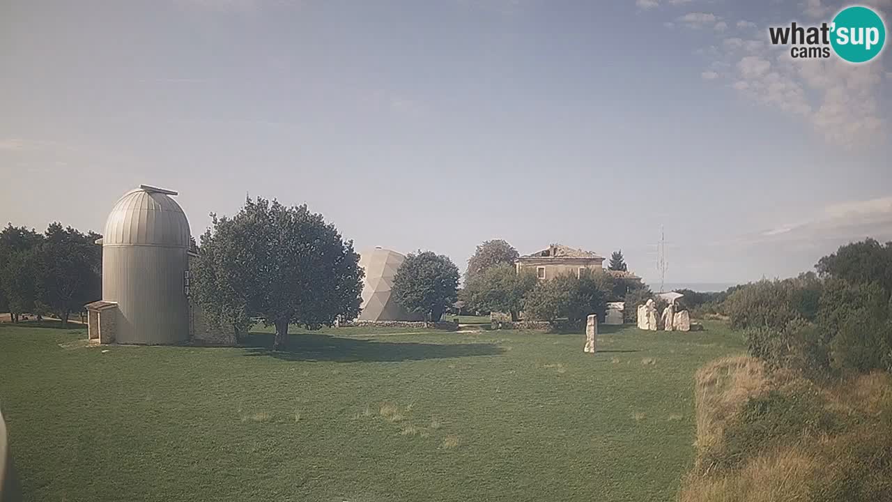 Višnjan Observatory Live Webcam – Explore the Sky, Asteroids, Comets, and Meteoroids