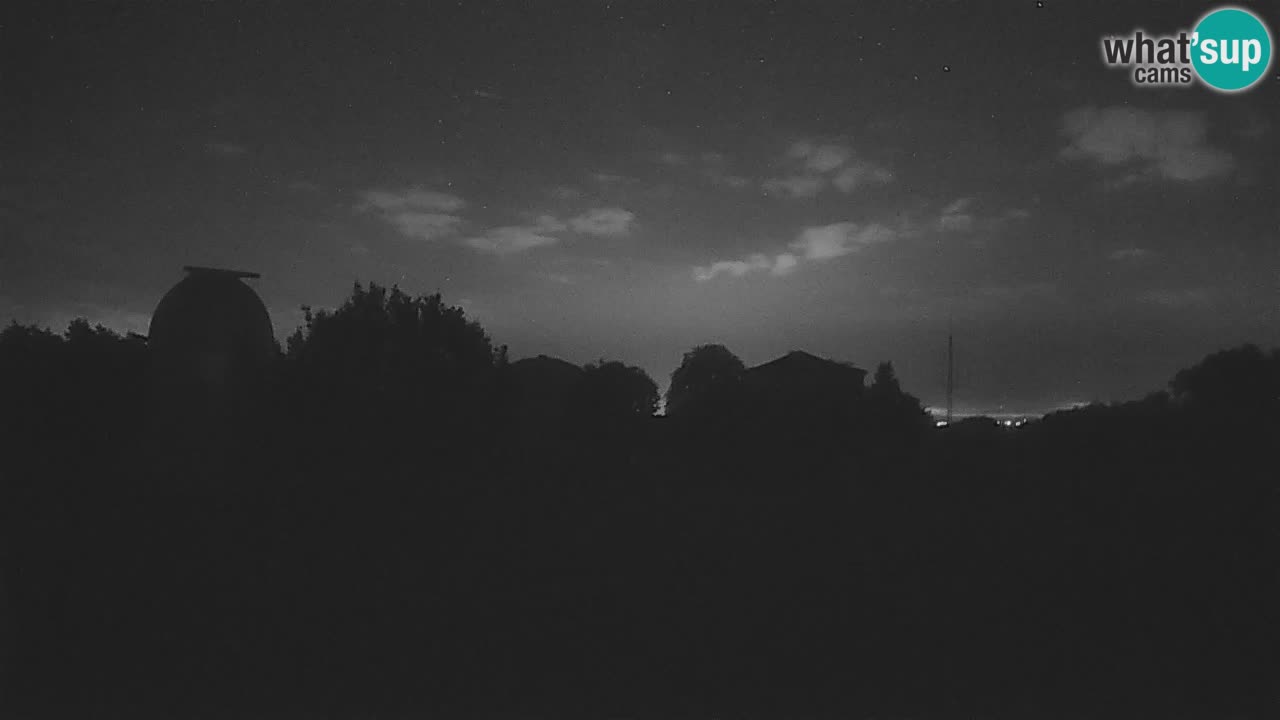 Višnjan-Observatorium Live Webcam – Explore the Sky, Asteroids, Comets, and Meteoroids