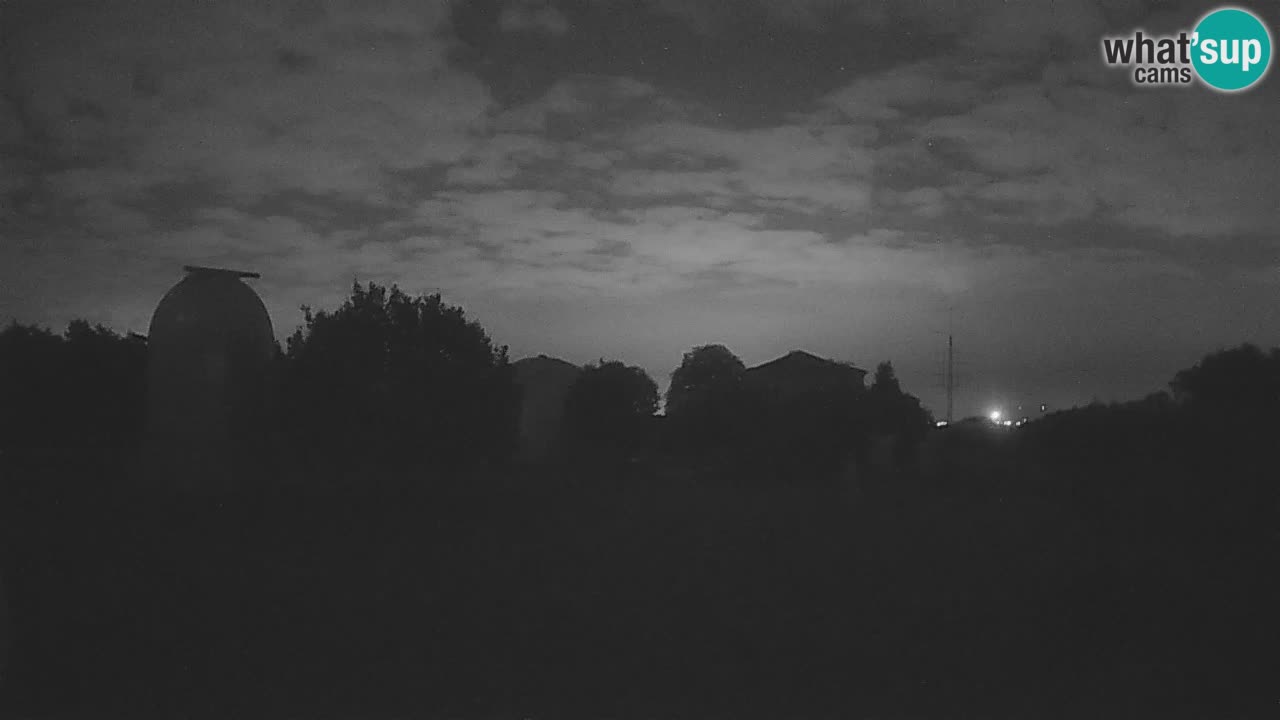 Višnjan-Observatorium Live Webcam – Explore the Sky, Asteroids, Comets, and Meteoroids