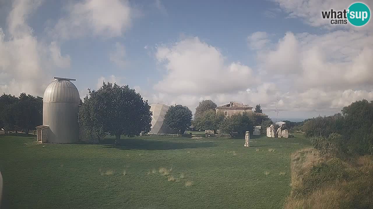 Višnjan Observatory Live Webcam – Explore the Sky, Asteroids, Comets, and Meteoroids