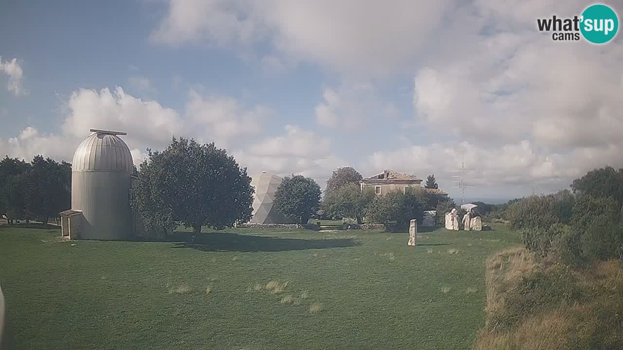 Webcam en direct de l’Observatoire de Višnjan – Explorez le ciel, les astéroïdes, les comètes et les météoroïdes