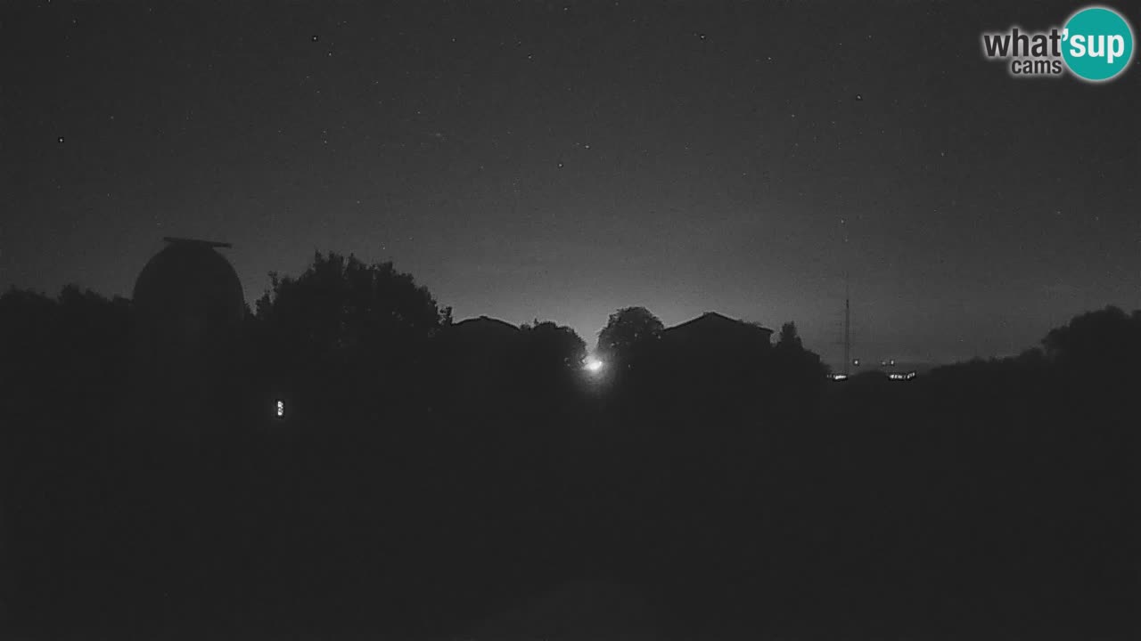 Višnjan Observatory Live Webcam – Explore the Sky, Asteroids, Comets, and Meteoroids