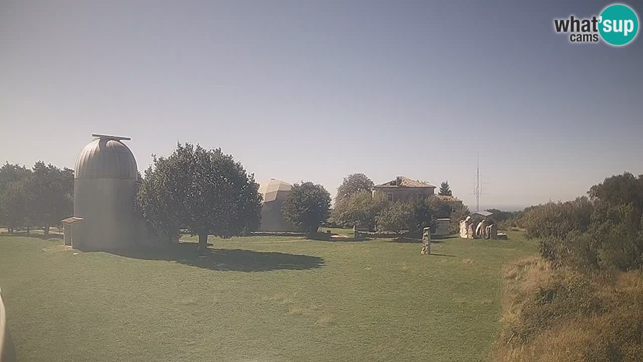 Cámara web en vivo del Observatorio de Višnjan: explora el cielo, los asteroides, cometas y meteoroides