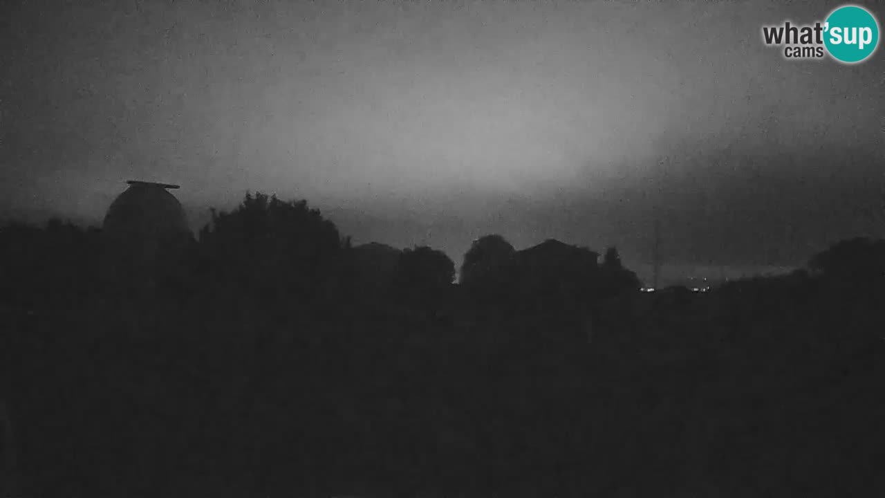 Višnjan Observatory Live Webcam – Explore the Sky, Asteroids, Comets, and Meteoroids