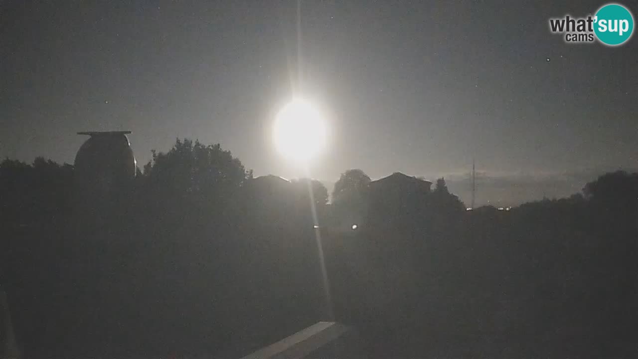 Webcam en direct de l’Observatoire de Višnjan – Explorez le ciel, les astéroïdes, les comètes et les météoroïdes